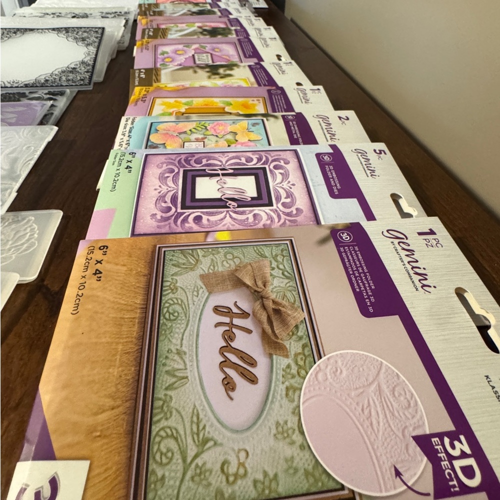 Gemini 3D Embossing Lot